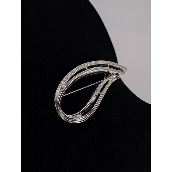Vintage Sarah Coventry Swirl Brooch Abstract Silver Tone Signed Timeless - Picture 6 of 12